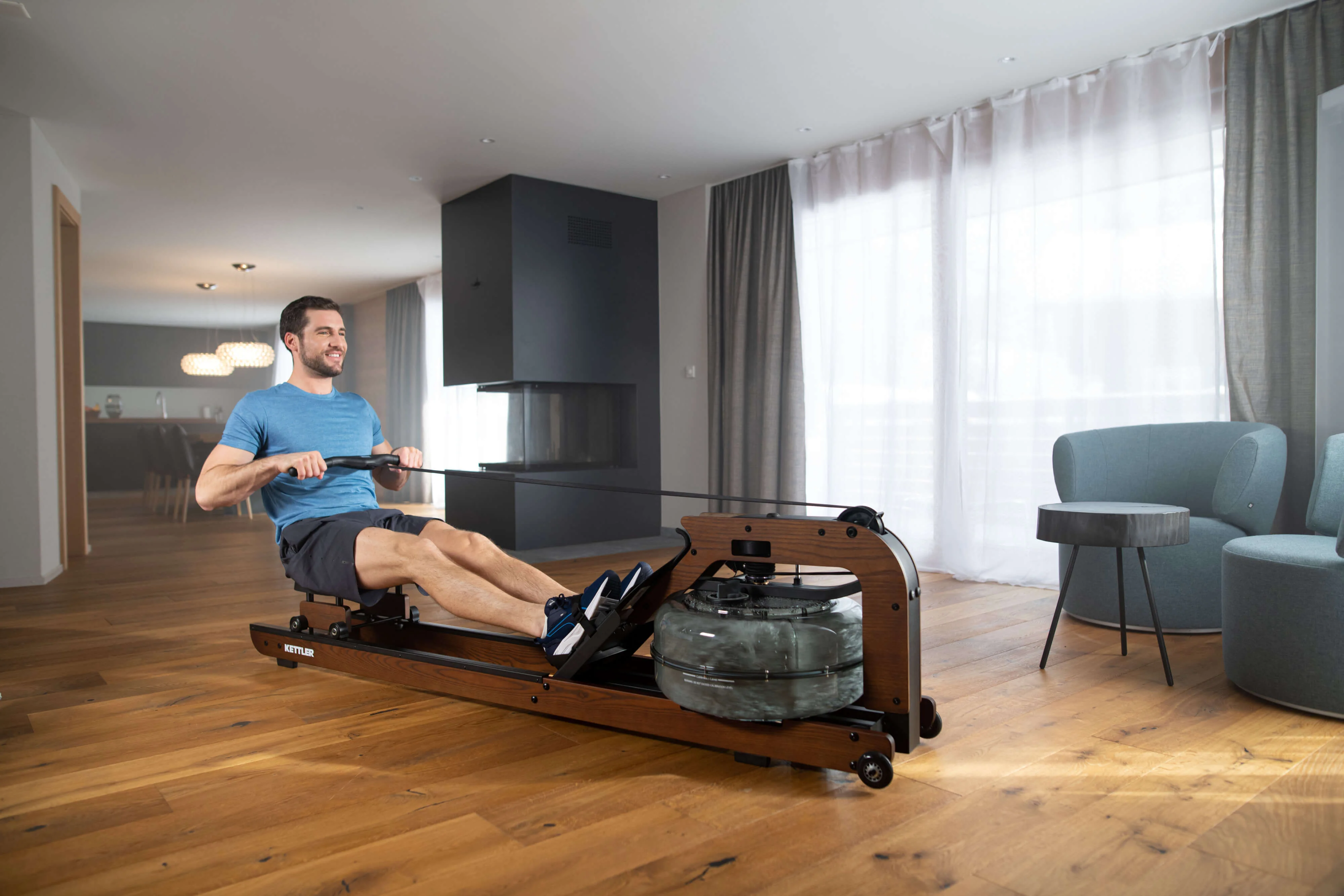 Der AQUAROWER 700 von Kettler vereint edle Optik mit echtem Ruderfeeling wie auf hoher See.